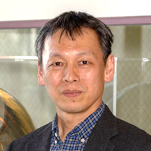 竹内 康雄（たけうち やすお）